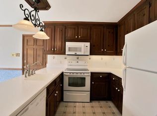 2820 E Brigstock Rd, Midlothian, VA 23113