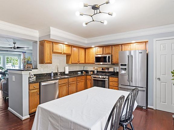 5th image of 9560 Buttonbush Ct