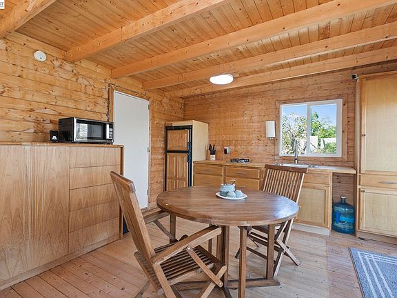 5th image of 18188 W Corral Hollow Rd