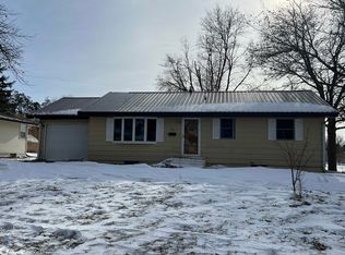 202 Checkerboard St, Irwin, IA 51446