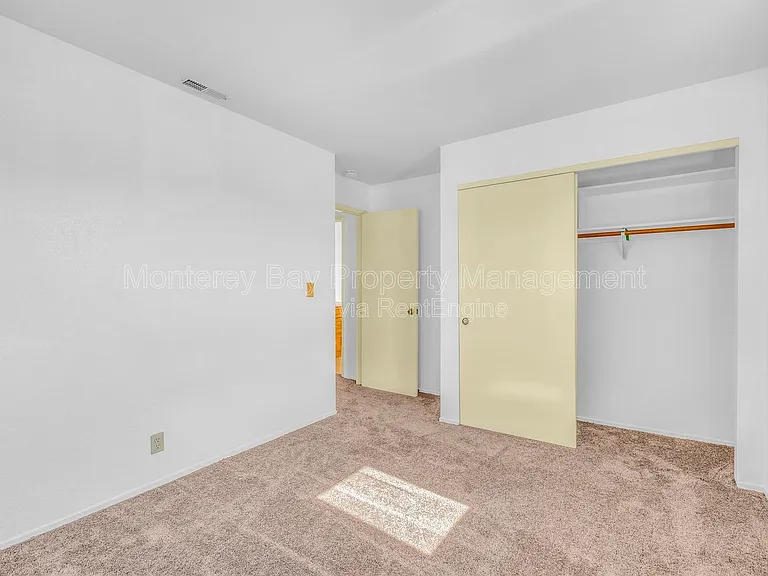 143 Seal Ct — Photo 28