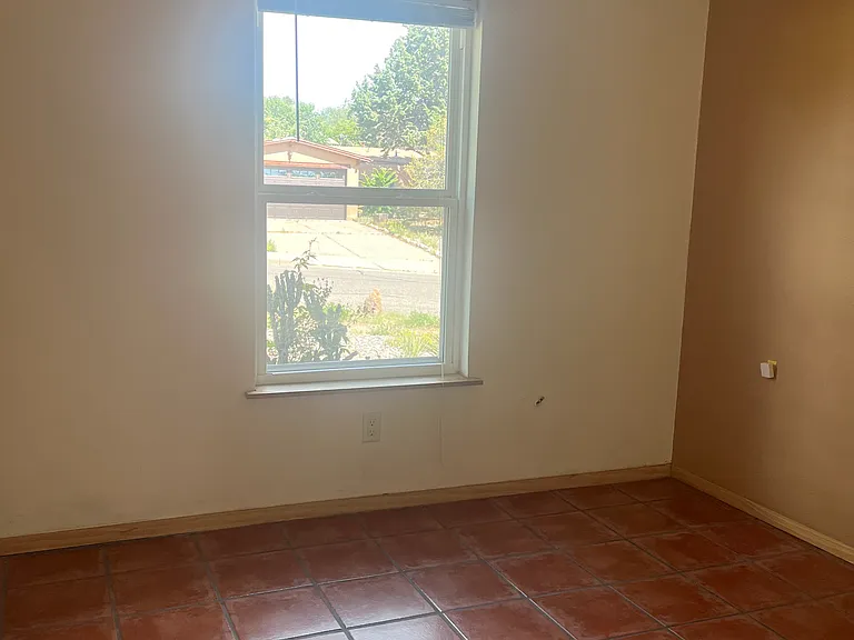 2736 Paseo De Tularosa — Photo 14