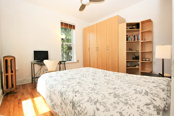 Rented by R New York | media 3