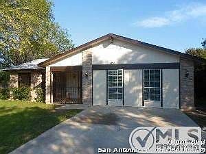 1st image of 2834 Meadow Bea