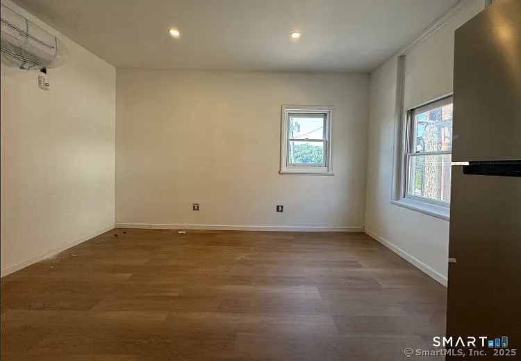 Building Photo - 61 Field St #106