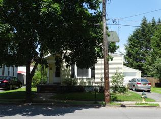 14 Auburn Pl, Glens Falls, NY 12801