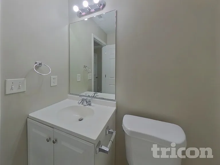 1030 Riverclift Dr — Photo 14