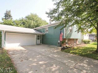 216 Belview Ave, Normal, IL 61761