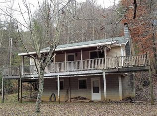 2125 N Jones Creek Rd, Franklin, NC 28734