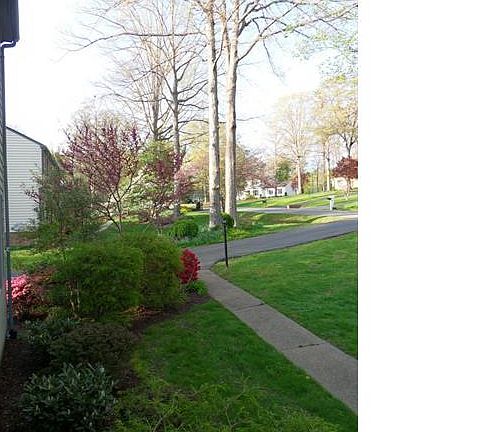2nd image of 2020 Teddington Dr