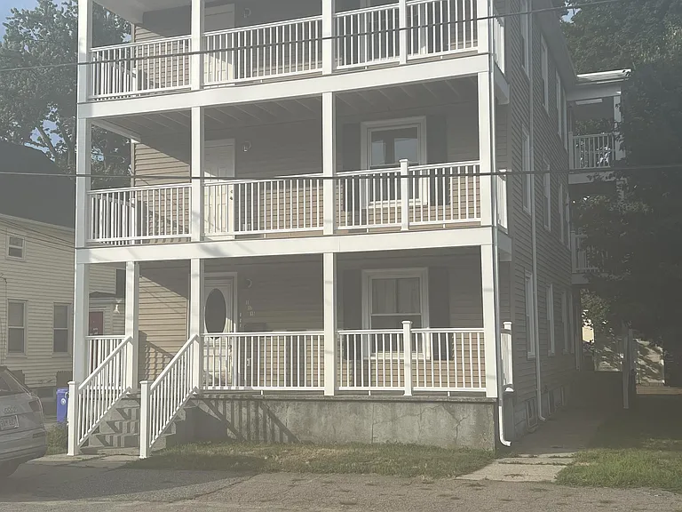 17 Jewel Ave — Photo 10