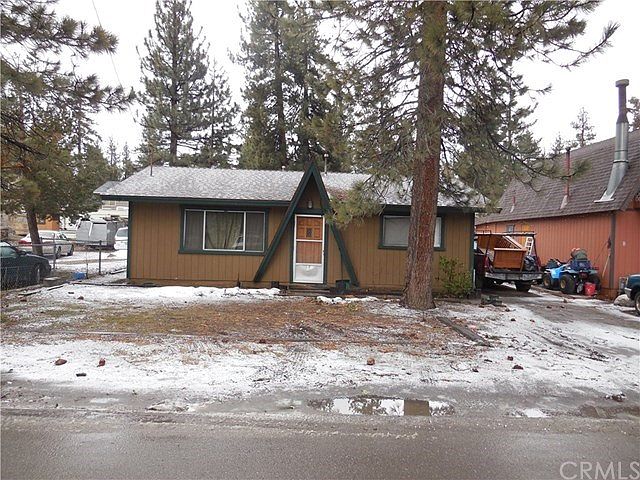 1st image of 1032 W Aeroplane Blvd
