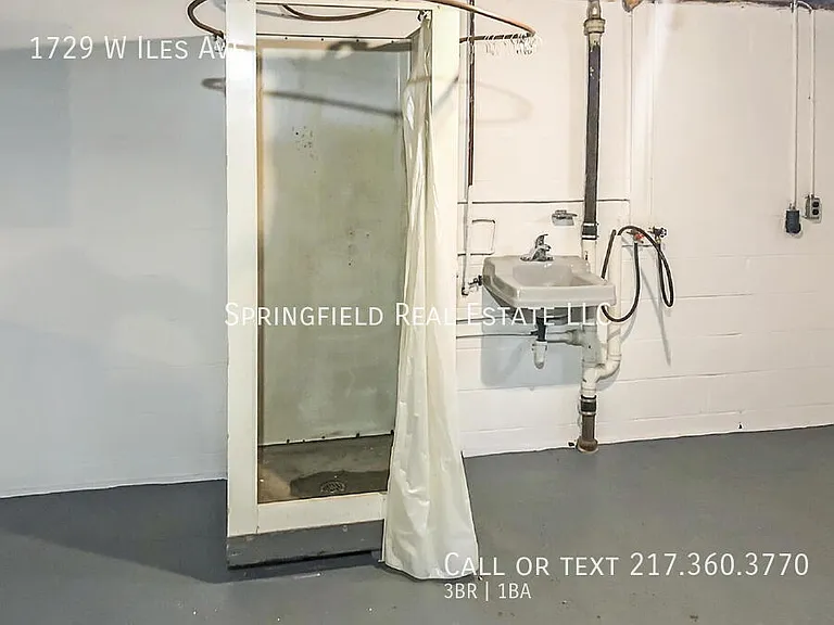 1729 W Iles Ave — Photo 19