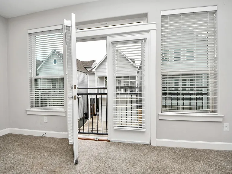 1805 Napa Creek Ln — Photo 23