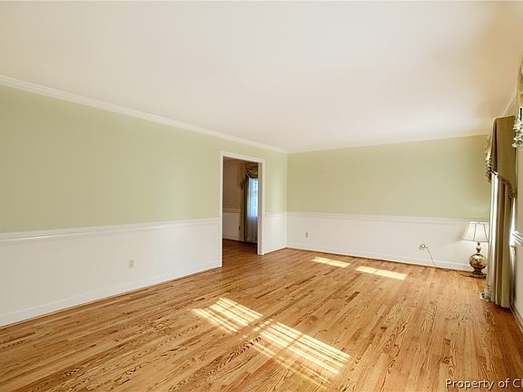 5th image of 1632 Abingdon Ln