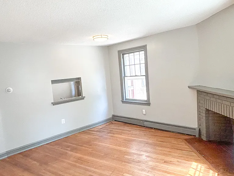 926 Asylum Ave #106 — Photo 5