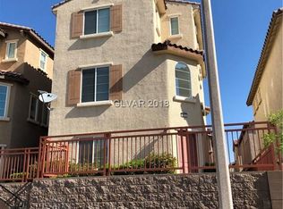 2012 Hollywell St, Las Vegas, NV 89135