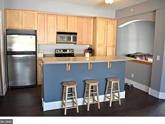 3rd image of 11775 Vermillion St NE Unit A