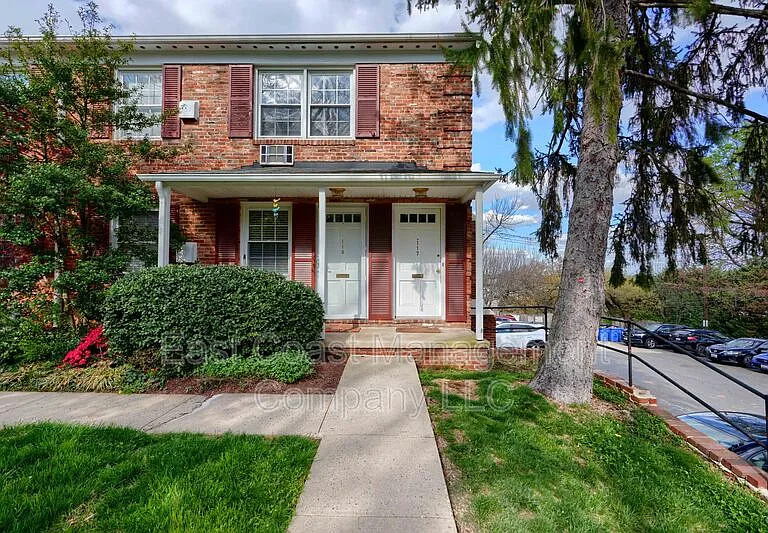 117 Talbott St — Photo 4