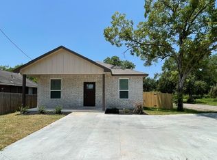 1210 E Martin Luther King Jr St, Bryan, TX 77803