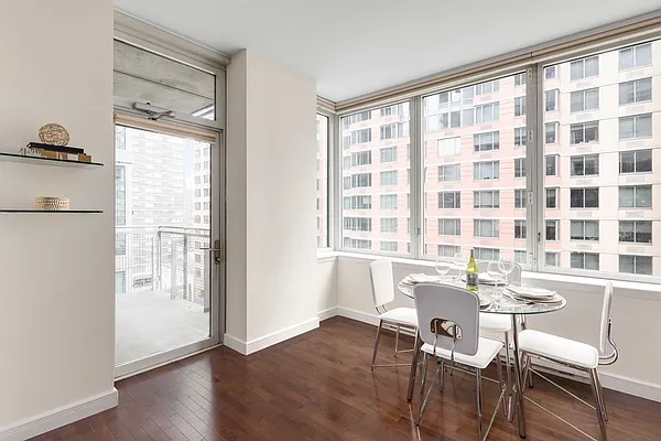 Rented by Triplemint | media 34