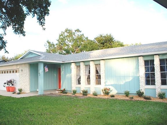 2nd image of 1743 Longleaf Dr
