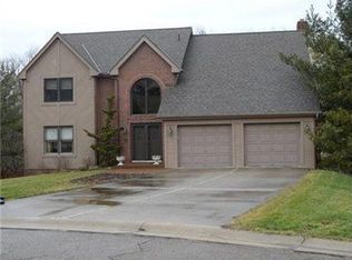 111 Fox Ridge Farms Dr, Pittsburgh, PA 15215