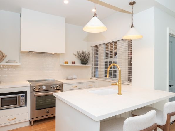 184 Sunset Ave #205