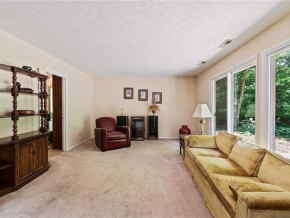 4th image of 2960 Mellon Cir