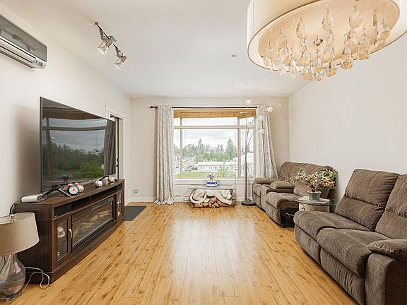 3rd image of 8067 207th St #405