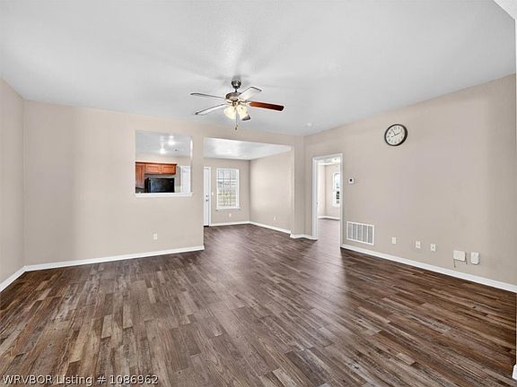 2nd image of 213 Curtis Ln