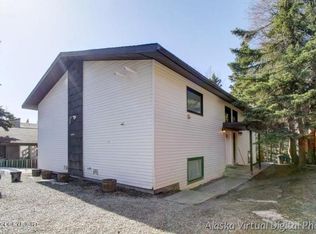 2906 Doris St #A, Anchorage, AK 99517