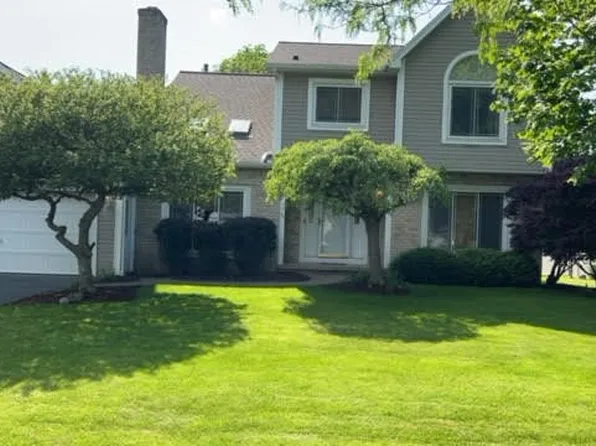 11 Silkwood Cir, Spencerport, NY 14559