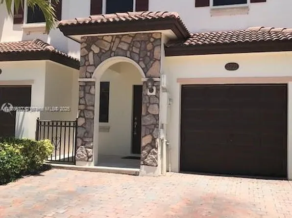 3721 NE 4th St, Homestead, FL 33033
