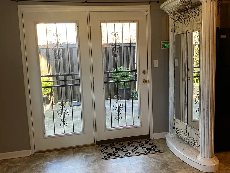 7001 Palermo Dr — Photo 7