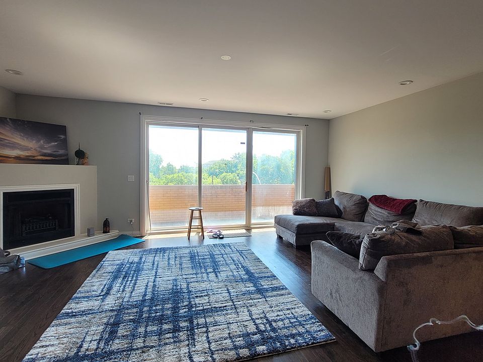 1st image of 4006 S Western Ave APT 2