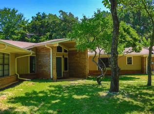 1121 Lakeview Dr S, Marshall, TX 75672