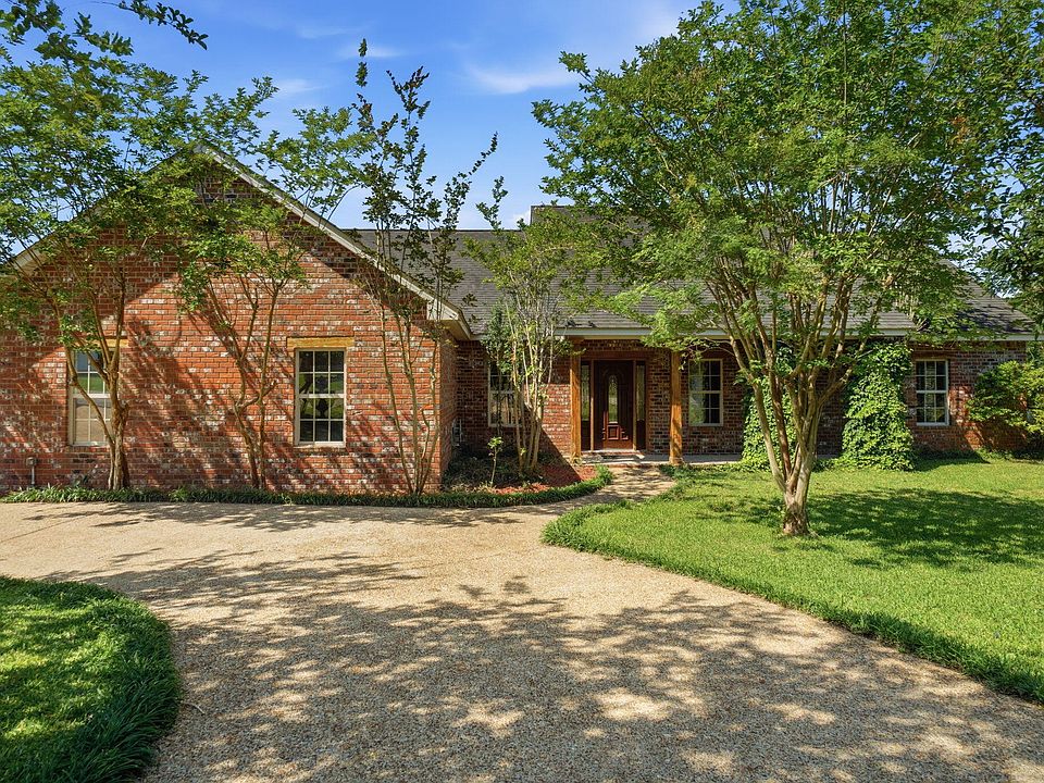 1st image of 563 Scruggs Rd