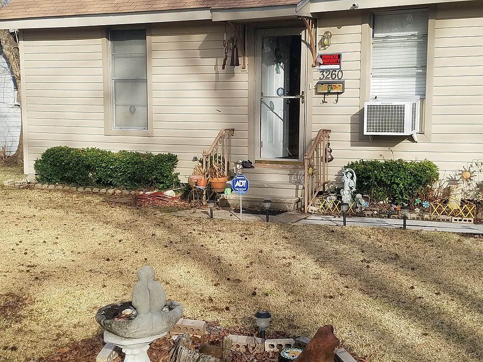 1st image of 3260 Lampassas St