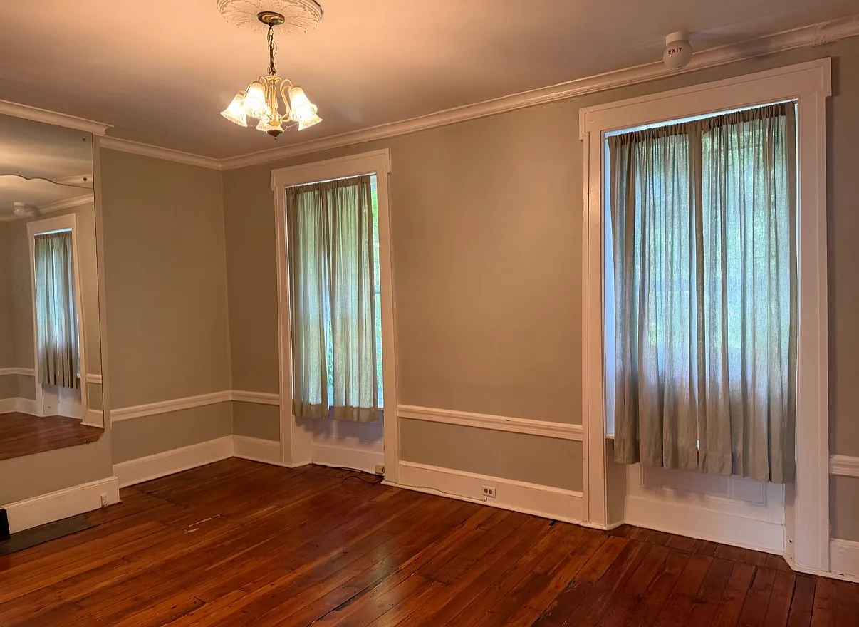 6 bed, 5.5 bath, 3500 sqft, $6,000 — Photo 4