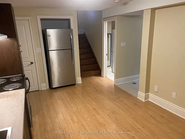41 Kimbermount Dr #LOWER — Photo 9