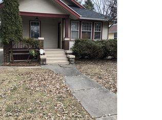 77 Highland Ave, Galesburg, IL 61401