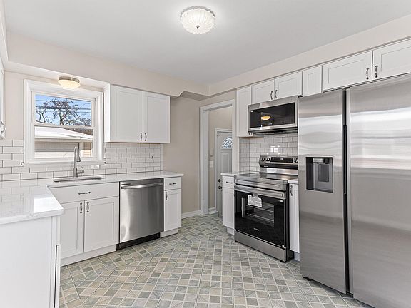 5th image of 3804 S Longmeadow Rd