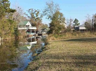 47 Swamp Dr, Springfield, LA 70462