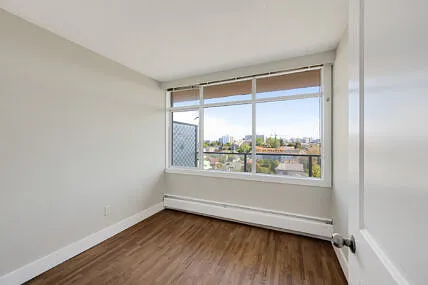 450 Dallas Rd #504 — Photo 34