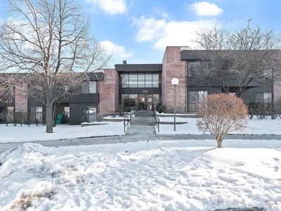 1325 N Sterling Ave UNIT 206, Palatine, IL, 60067