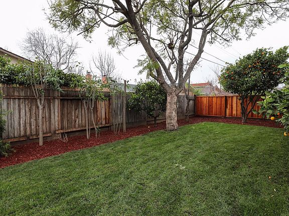 3rd image of 798 Durshire Way