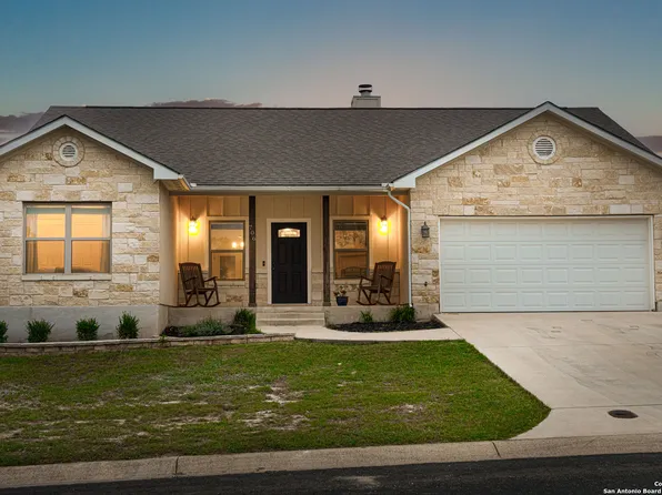 706 Northern Red Oak, Fredericksburg, TX 78624