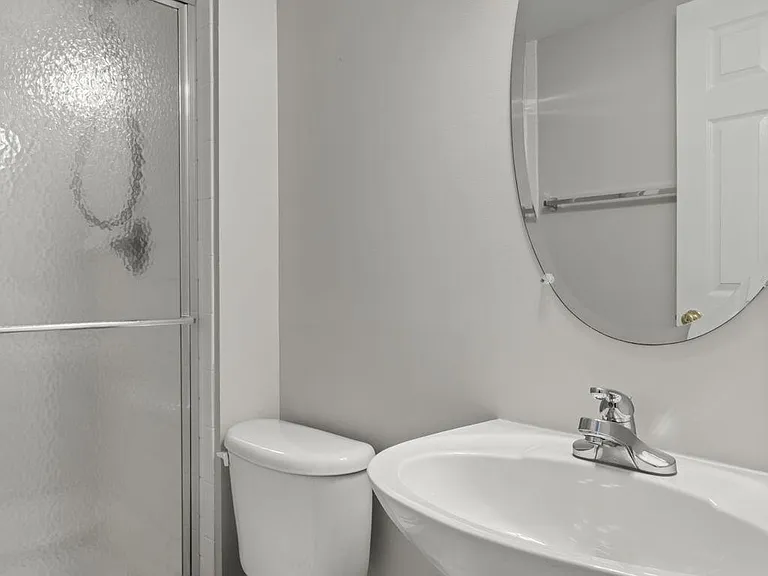 1026 Longview Ln — Photo 30
