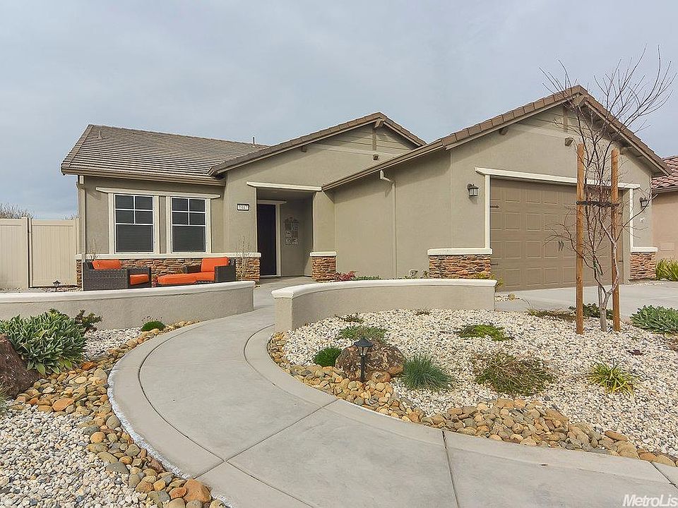 1st image of 1447 Arbor Brook Dr